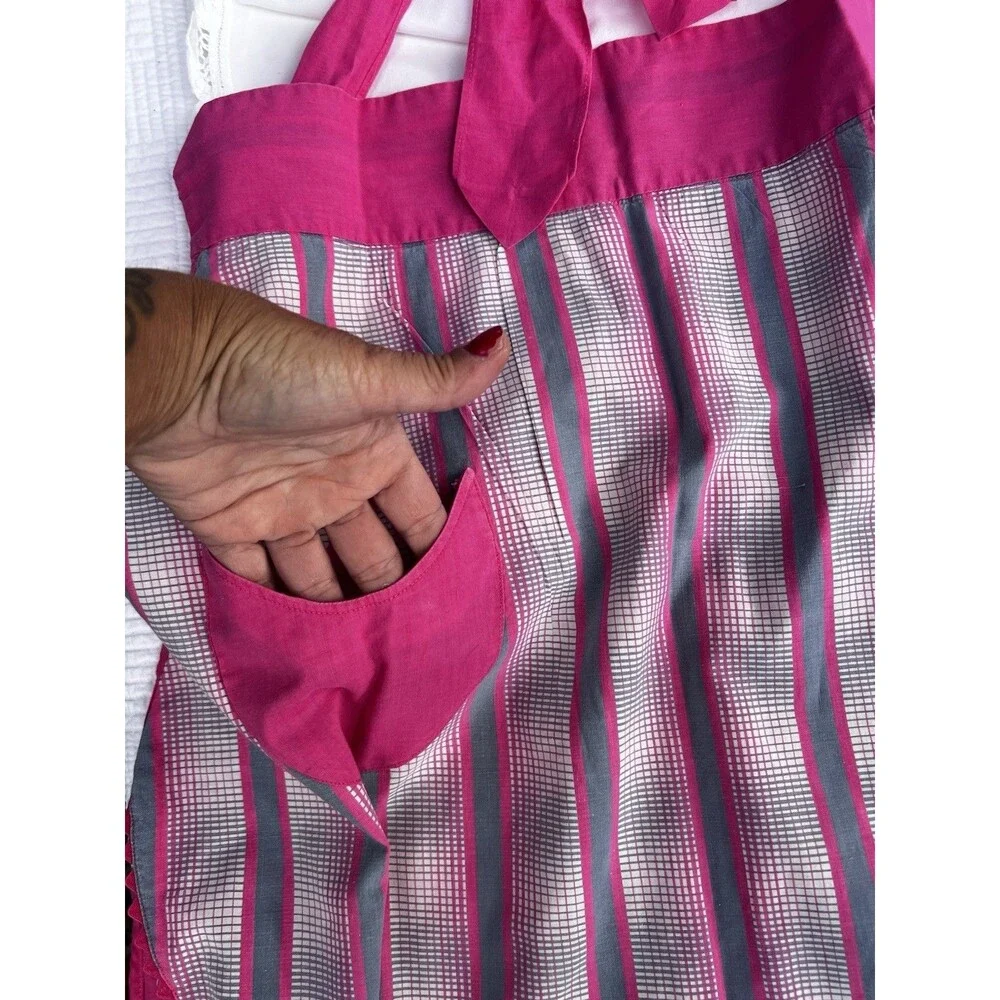 1960s Handmade Reversible Hostess Apron Pink Heart Pocket Tulip Retro Vintage